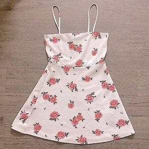 Divided by H&M • White & Pink Floral Mini Dress 💗